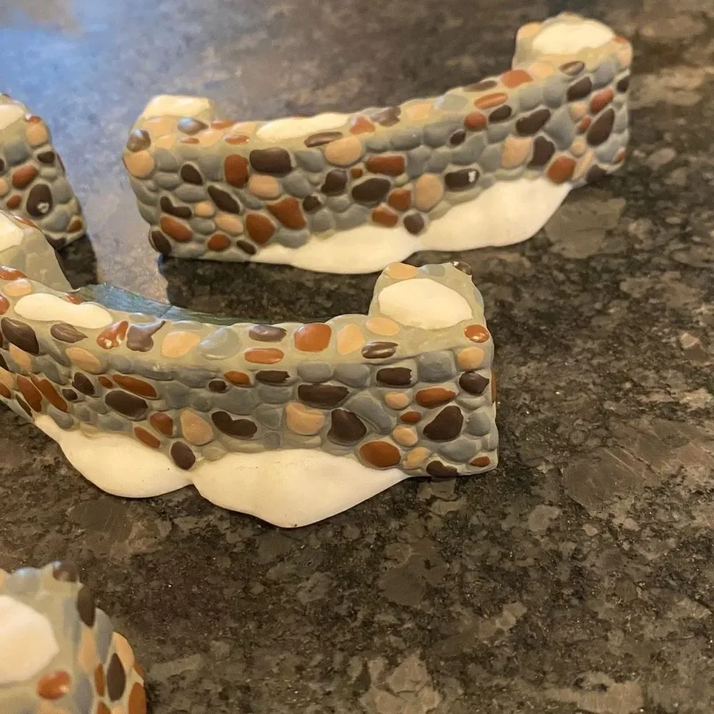 Dept 56 Curved Stone Benches